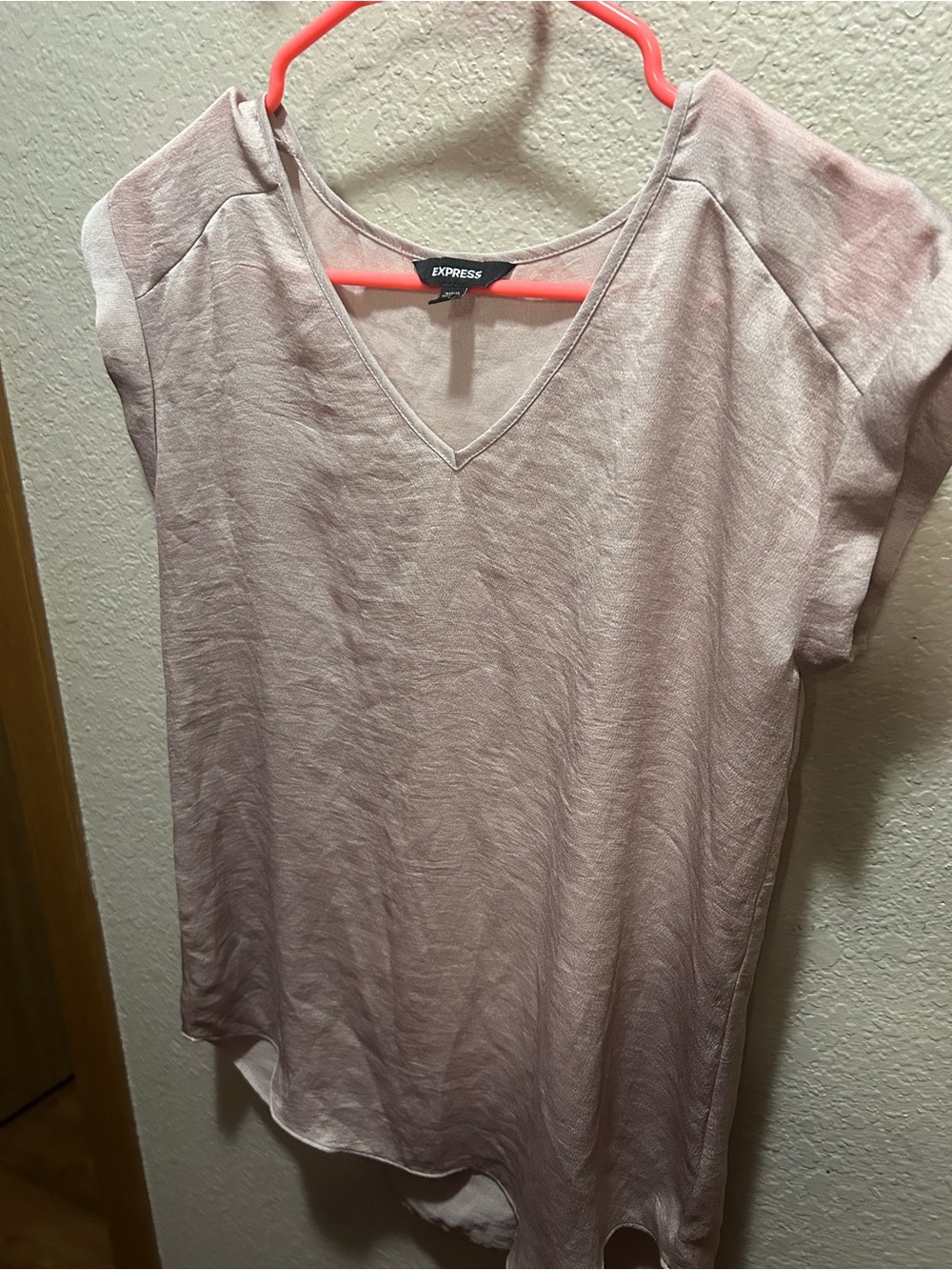 Express Light Pink V-Neck Short Sleeve Blouse